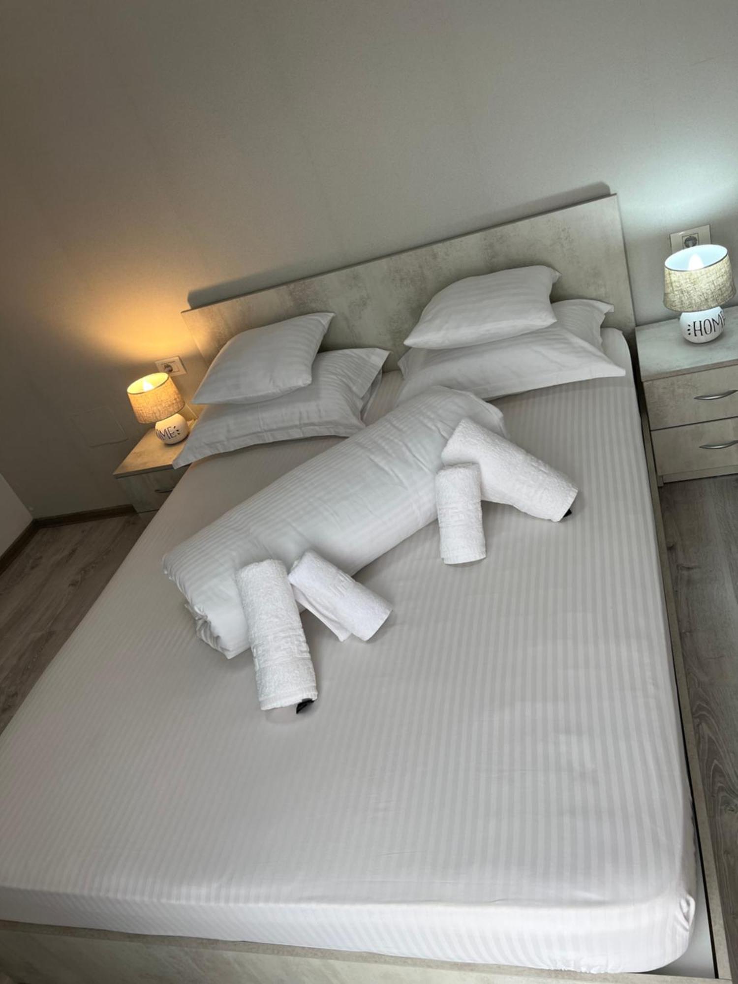 אלבה לוליה Apartament Anais מראה חיצוני תמונה