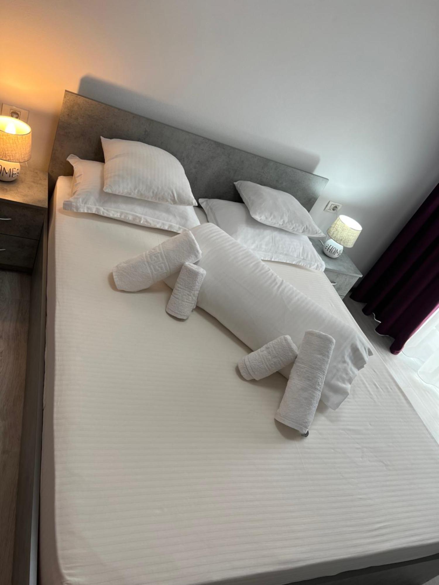 אלבה לוליה Apartament Anais מראה חיצוני תמונה